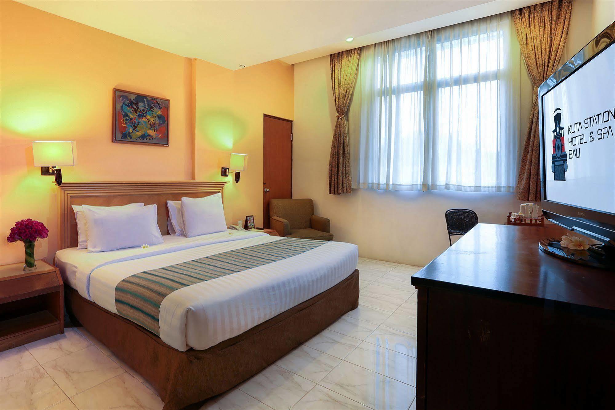 Kuta Station Hotel And Spa Bali Exteriér fotografie