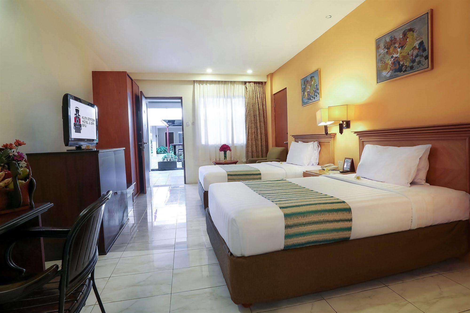 Kuta Station Hotel And Spa Bali Exteriér fotografie